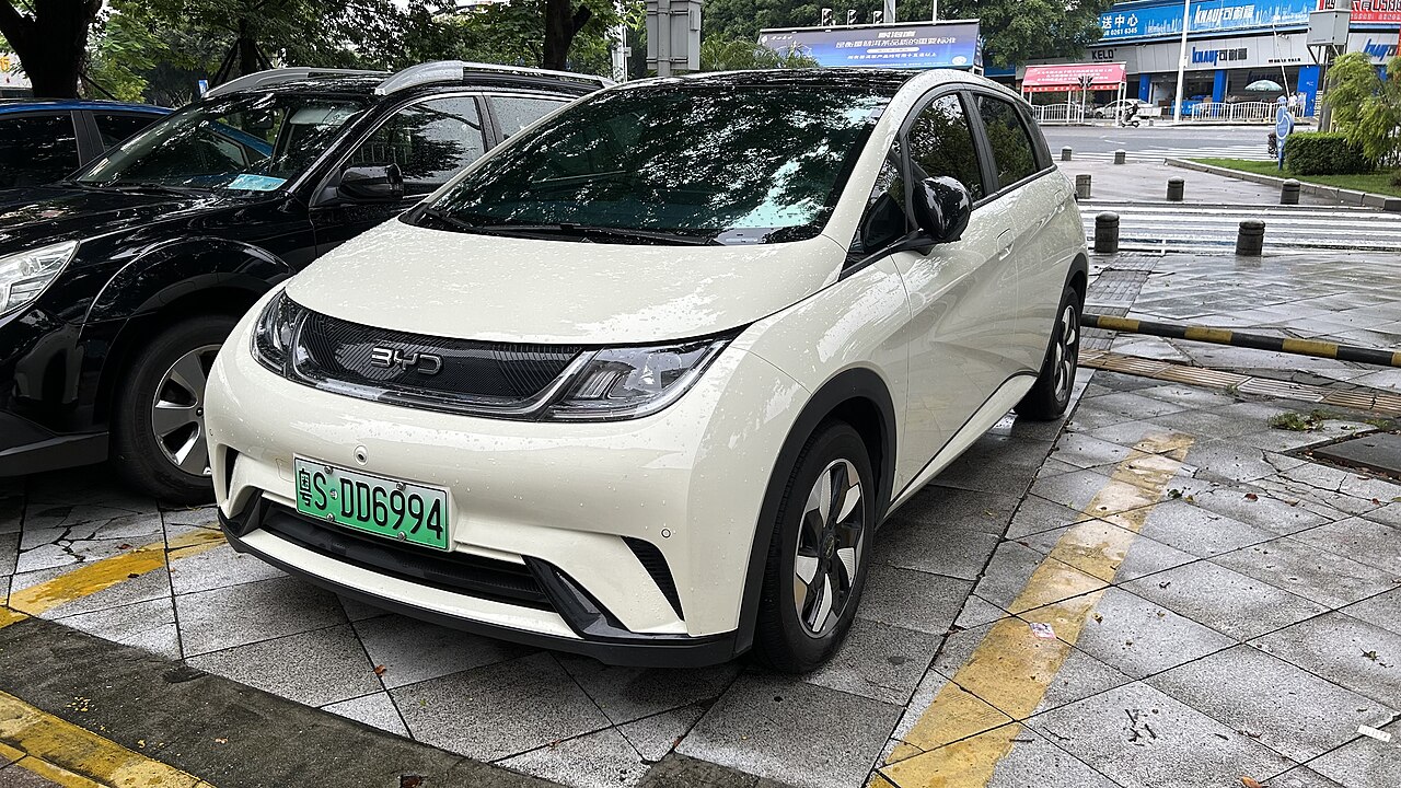 BYD Dolphin